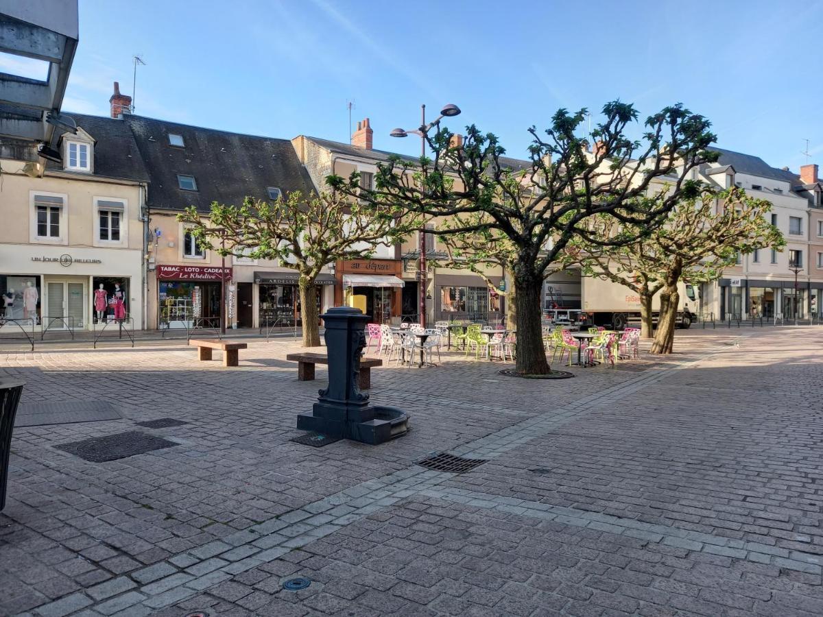Residence Valissou Chateauroux Bagian luar foto